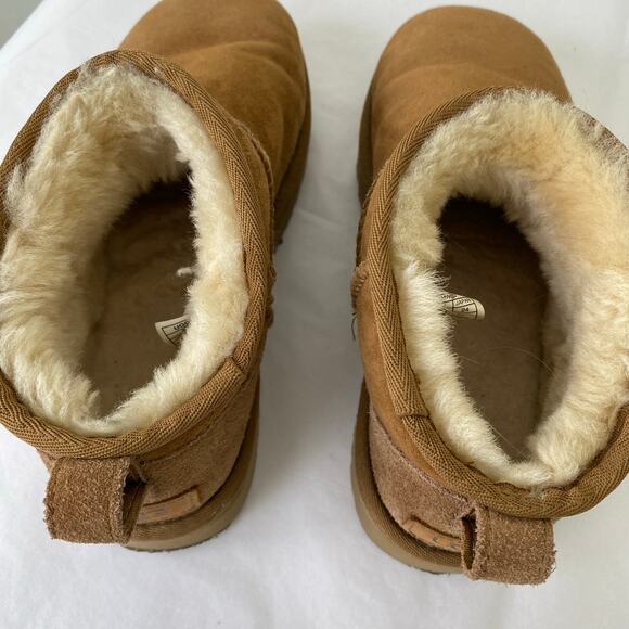 UGG Classic Ultra Mini Chestnut Boots Size 7 - Picture 10 of 14